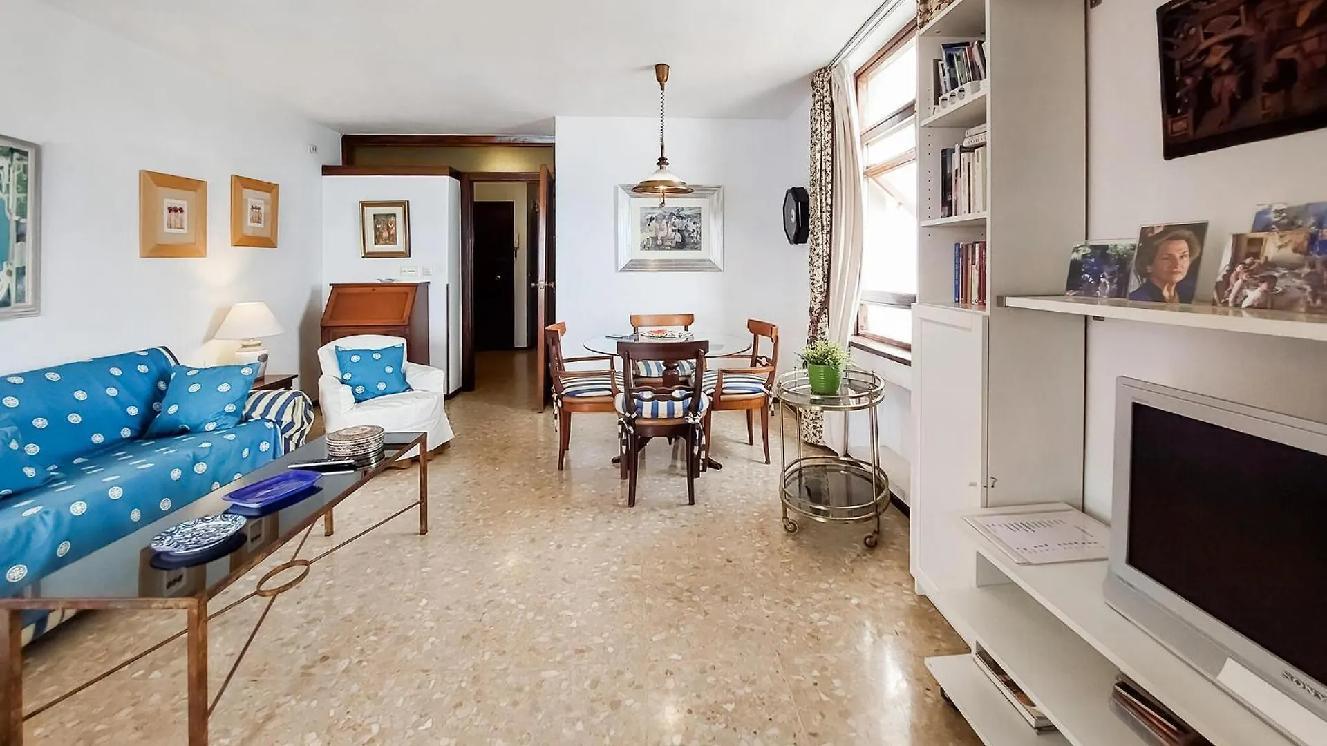 Stunning Apartment In Torremolinos With Kitchen إسبانيا